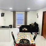 Apartamento Bem Localizado Na Av.Principal